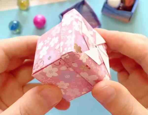 小盒子怎么折正方形纸 做一个漂亮的小盒子