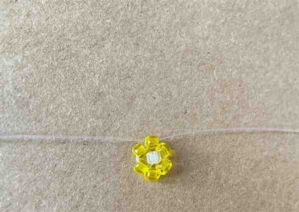 水晶串珠手工编织教程 小花串珠编织方法图解