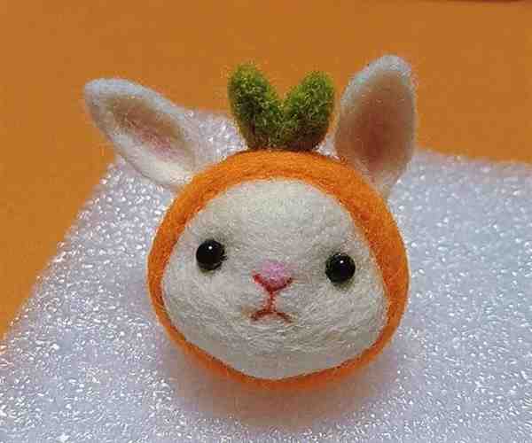 羊毛毡手工制作兔子图片教程方法