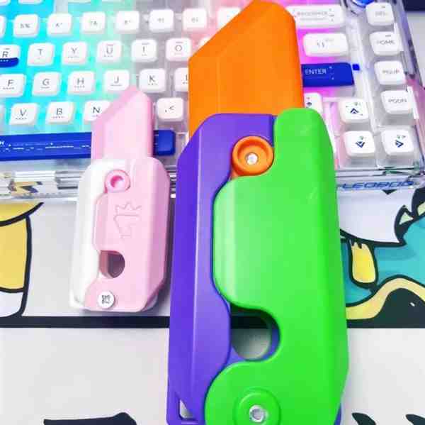 手工制作: 用扭扭棒做萝卜刀怎么做简单