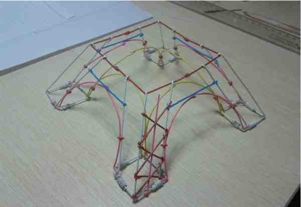 趣味diy: 曲别针做的埃菲尔铁塔教程