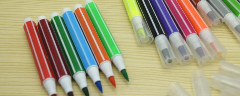 水彩笔的分类，分为油性和水性水彩笔